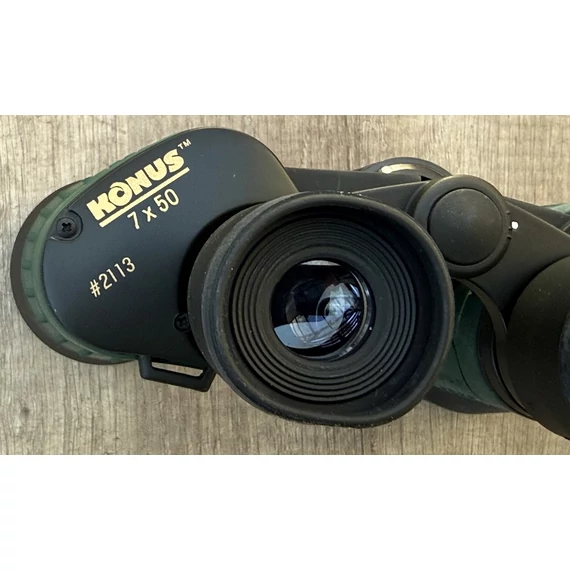 Konus 7x50 kereső távcső