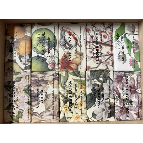30 db 100g Florinda szappan fa dobozban No. 2