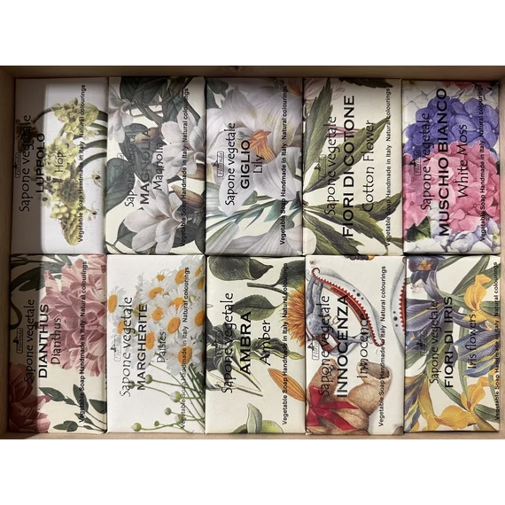 30 db 100g Florinda szappan fa dobozban No. 3