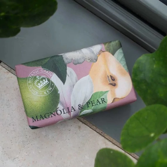Kew Gardens magnólia körte illatú szappan The English Soap Company