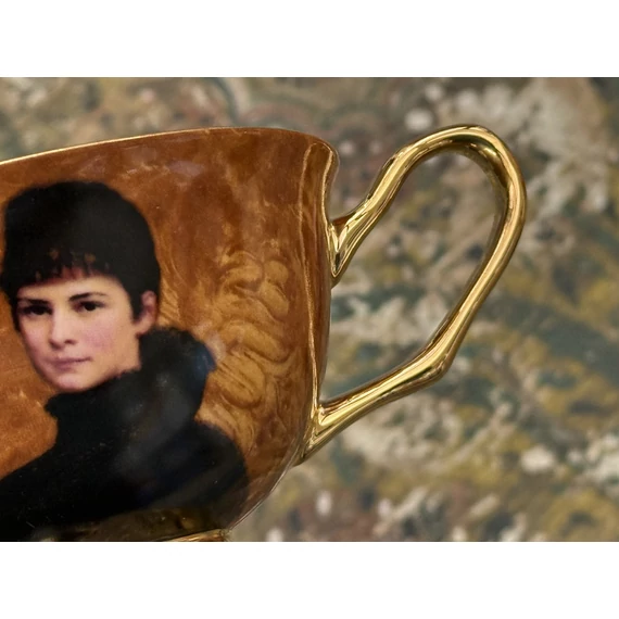 Sisi mintás porcelán teáscsésze + alj aranyozott